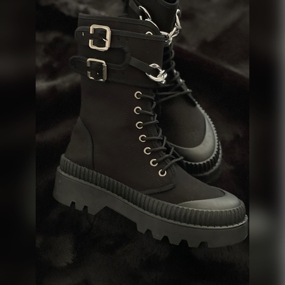 🖤 Military Canvas Boots 🖤 - Picture 7 of 9